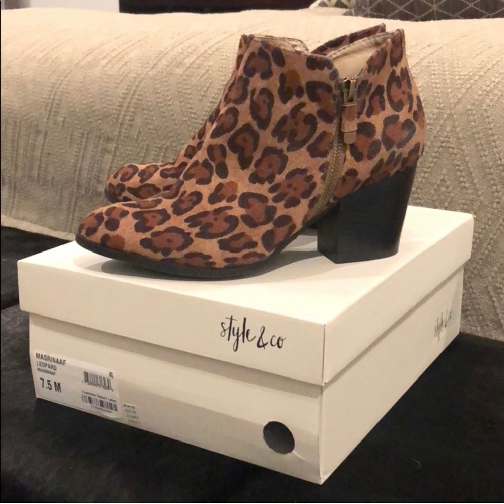 Leopard booties - in perfect condition!